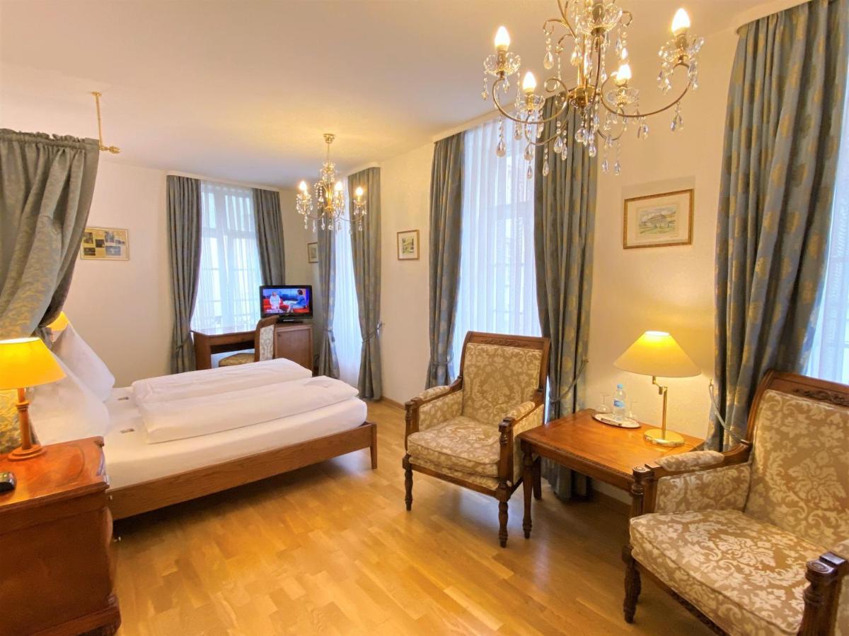 Hotel Rathausgloeckel Баден-Баден Экстерьер фото