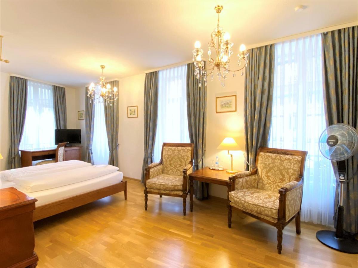 Hotel Rathausgloeckel Баден-Баден Экстерьер фото