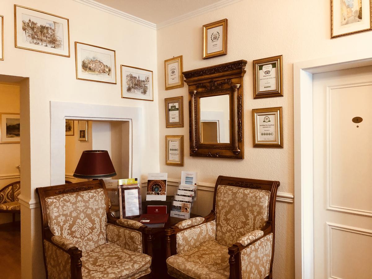 Hotel Rathausgloeckel Баден-Баден Экстерьер фото